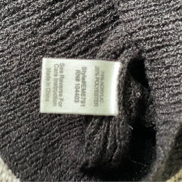 Colorblock Sweater - Picture 2 of 2